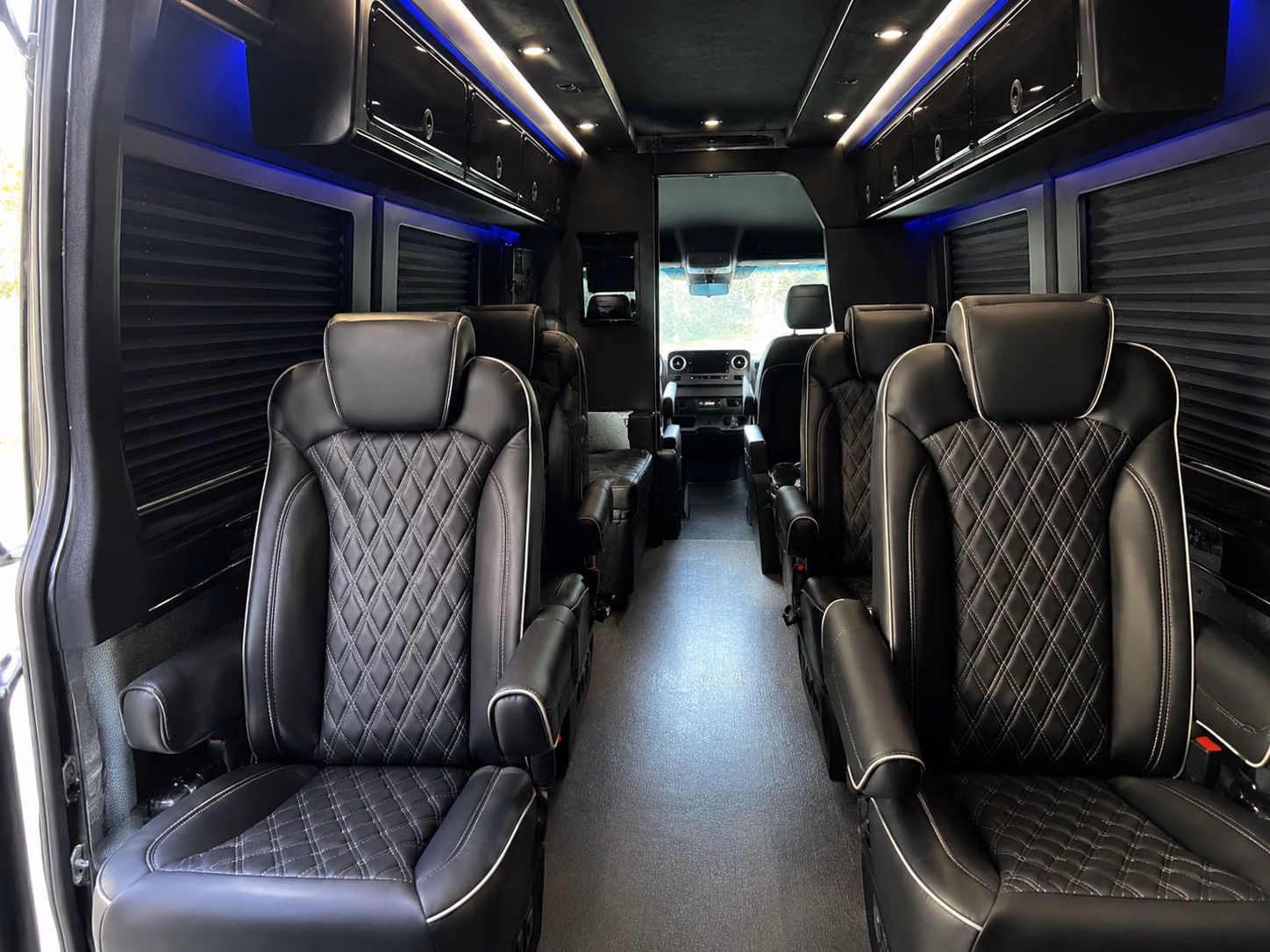 find the perfect transportation for your next corporate event 3