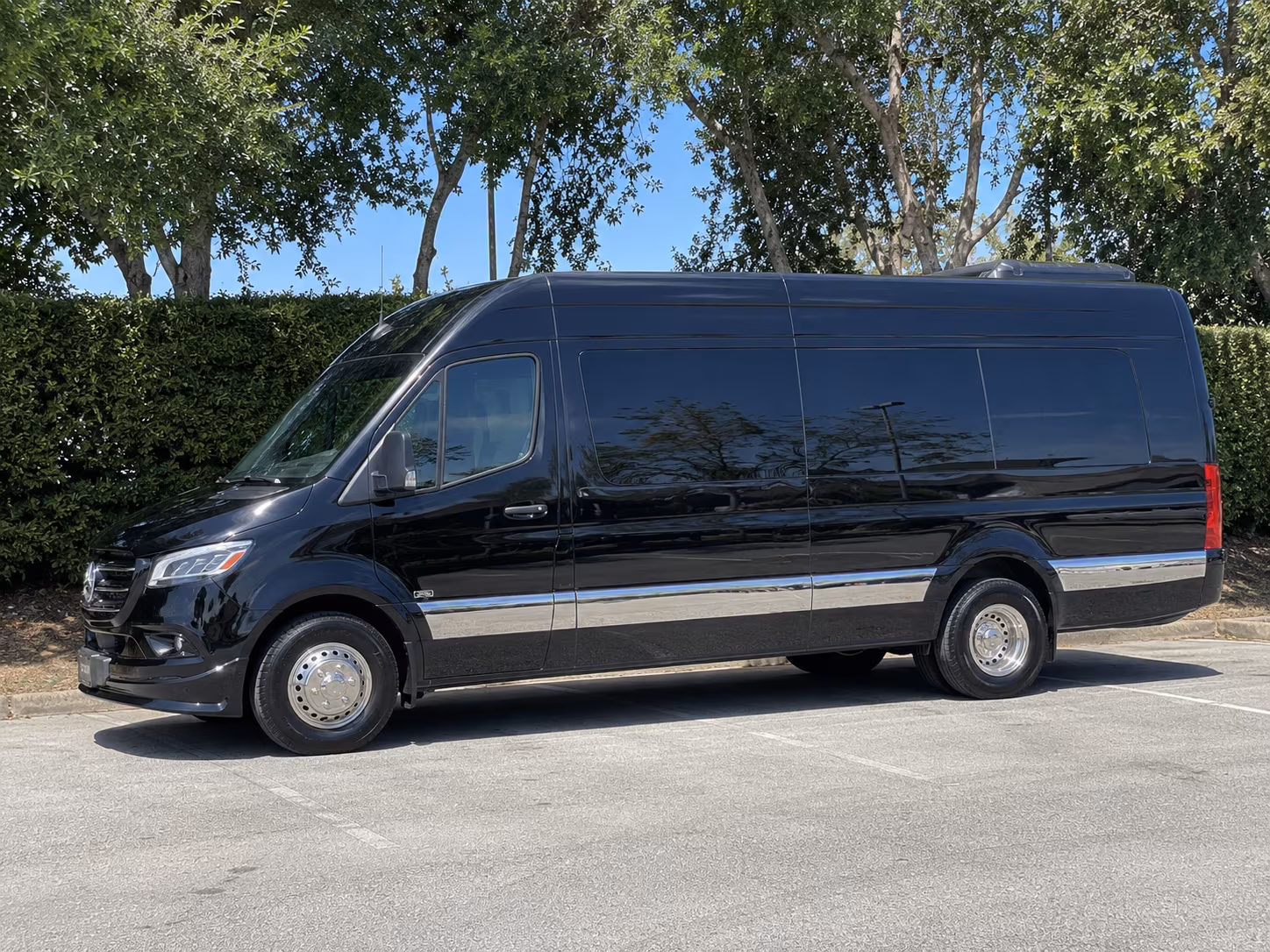 find the perfect transportation for your next wine tour 1